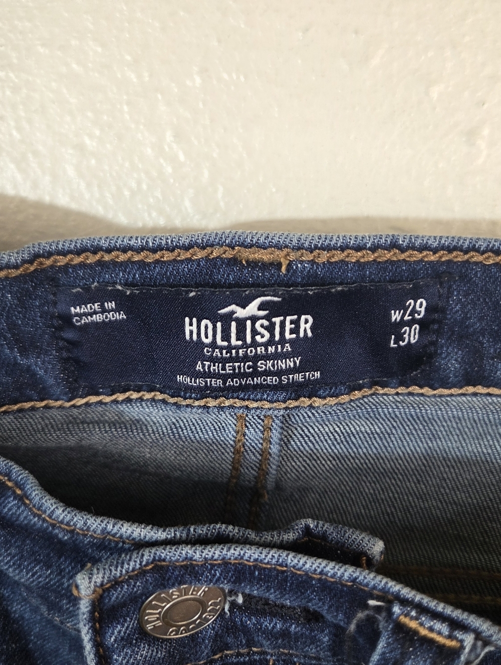 Hollister Men’s Athletic Skinny Jeans 29x30 Blue Wash Advanced Stretch Denim - Picture 13 of 13
